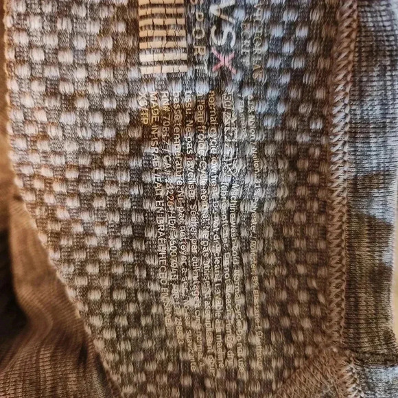 Victoria's Secret Slate Grey Workout Top Long Sleeve Thumb Hold Crewneck gray - Picture 4 of 8